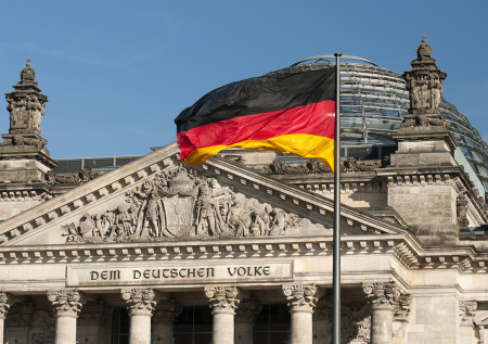 «Грозят войной»: Германию обвинили в разрушении отношений с Россией