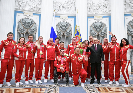 «Уникальный триумф»: Путин оценил победу российских паралимпийцев в Италии