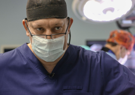 Подмосковные врачи спасли глаз школьнику после несчастного случая на рыбалке