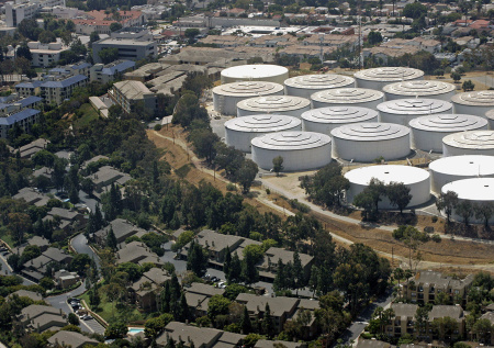 В США сообщили о резком росте запасов «черного золота»