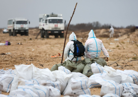 В Анапе начали восстанавливать пострадавшие от разлива мазута пляжи