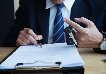 Юрист напомнил, в каких случаях банк может изъять машину