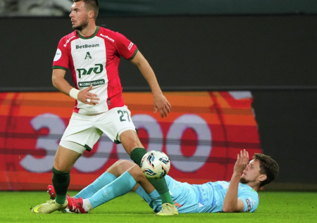 А чемпион-то липовый! «Локомотив» почти дожал «Зенит» в матче РПЛ