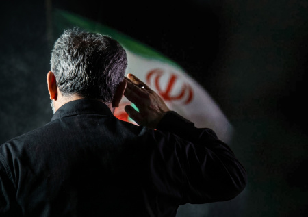 «Джордж Буш» направляется на Ближний Восток