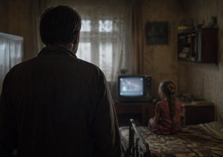 Плакал под Высоцкого и насиловал падчерицу: история жертвы педофила