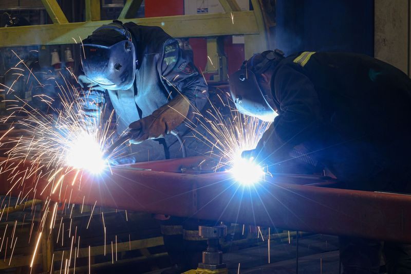 Как устроиться на вахту?