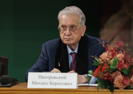 Директор Эрмитажа попал под удар очередных европейских ограничений