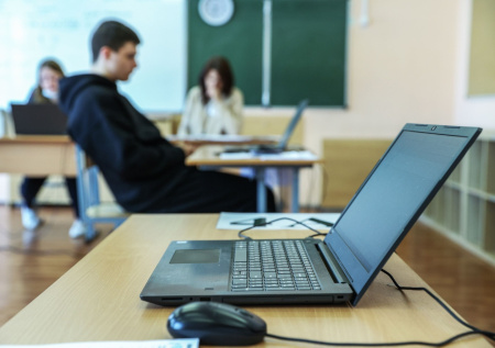 Общественник оценил инициативу пересдачи ЕГЭ по двум предметам