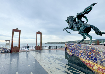 Названы самые популярные у туристов регионы России