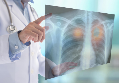 Врач рассказал о главной опасности вейпов