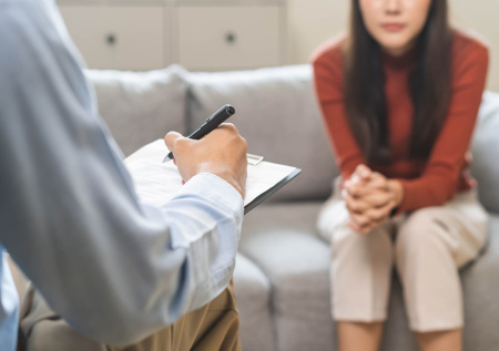 Преподаватель столичного вуза пришла на прием к психологу и умерла