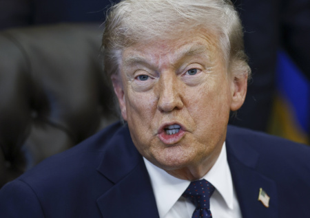 Трамп раскрыл сумму долга США из-за отмены пошлин