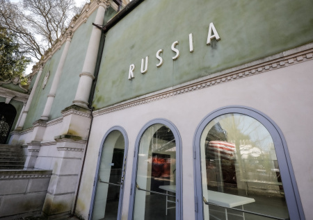 Россия и Израиль не смогут претендовать на награды Венецианской биеннале