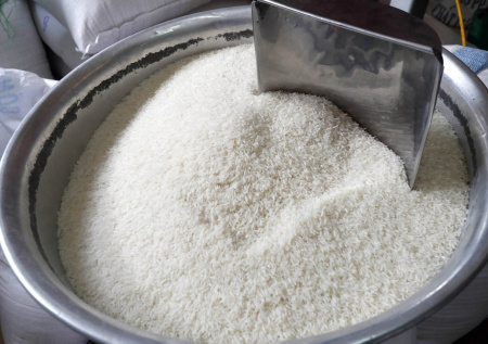 В российском порту обнаружили 17 тонн зараженного риса из Вьетнама