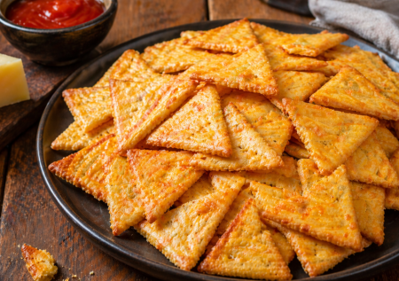 Вместо чипсов делаю сырные крекеры — вкуснее магазинных и готовятся за 20 минут