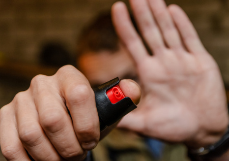 Восьмиклассник распылил перцовый баллончик на уроке