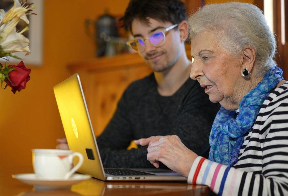 8 бесплатных онлайн-сервисов, как оживить фото с помощью нейросети