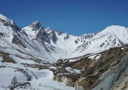 Выросло число погибших туристов, попавших под лавину в Бурятии