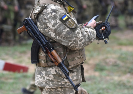 «Ценный агент»: украинский комбат устроил торговлю секретами ВСУ