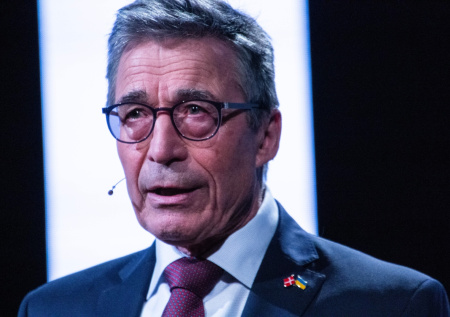 Бывший генсек НАТО назвал страны, которые могут возглавить оборону Европы