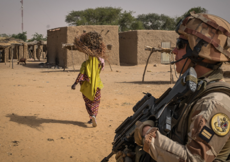 Посольство РФ озвучило данные о возможных пострадавших россиянах в Мали