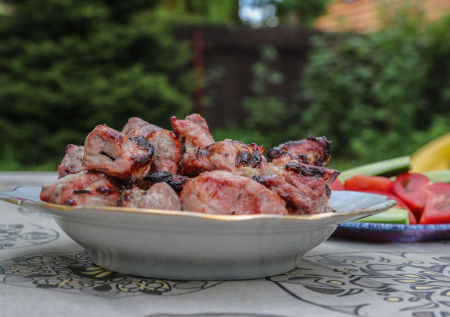В Росстате назвали самый доступный шашлык перед майскими праздниками