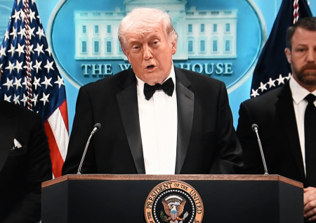 Пострадавшего при стрельбе на ужине с участием Трампа выписали из больницы