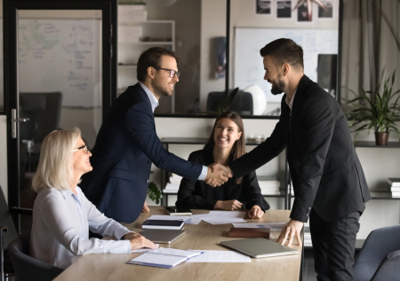 Гороскоп на май-2026 для Рака: 3 шага к деньгам и любви