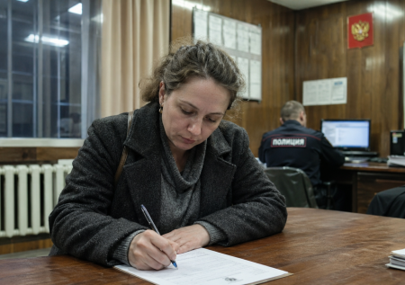 Сестра милосердия: родственница сдала следователям растлителя и его жену