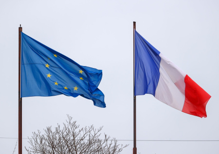 Франция отправит войска на Кипр под видом помощи