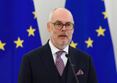 Президент Эстонии призвал Европу задуматься об отношениях с РФ уже сейчас