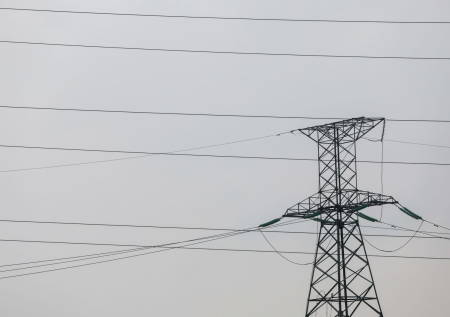 Ураган в российском регионе оставил без света более ста населенных пунктов