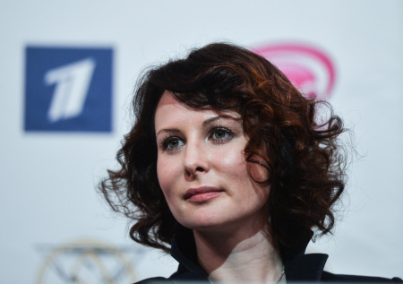 Вдова Пиманова Погодина не сдержала слез на церемонии прощания с мужем