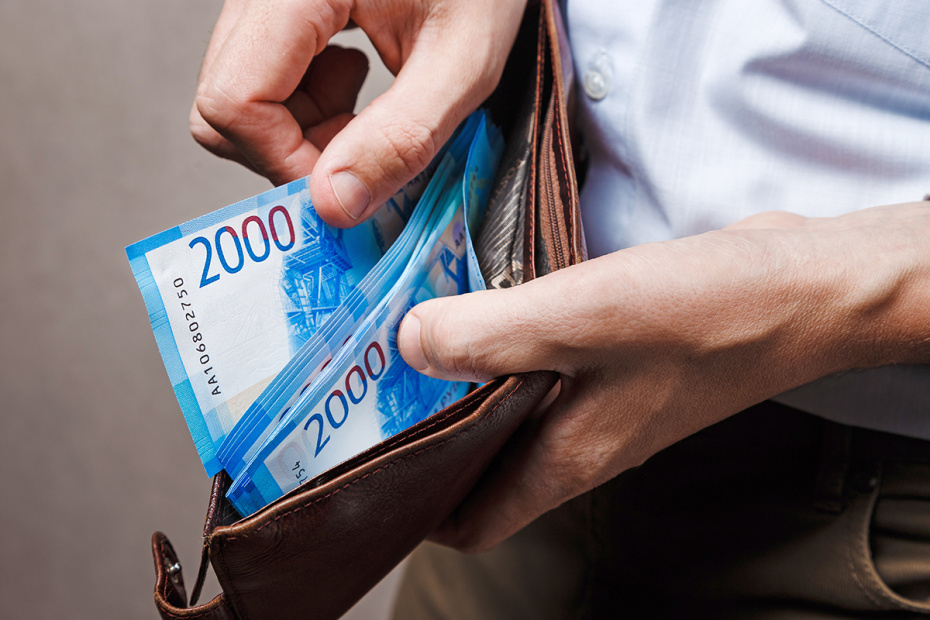 Почему брать отпуск в мае невыгодно: расчет отпускных и потеря дохода