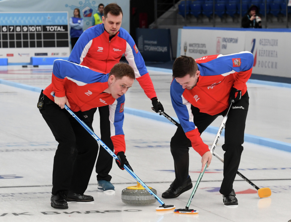 Команда Московской области в матче за третье место турнира по керлингу среди мужчин на Спартакиаде сильнейших в Красноярске