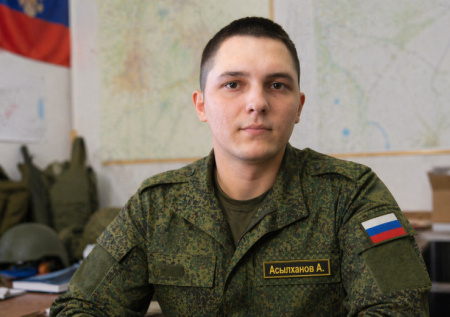 Поиски Героя РФ Асылханова: последние новости 2 мая, версия об утоплении