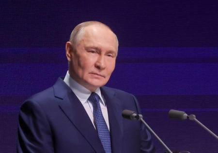 «В третьем колене иногда»: Путин о неожиданном эффекте западных санкций