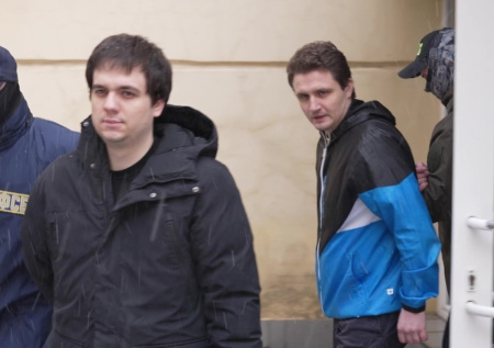 ФСБ опубликовала кадры с обменянными на россиян молдавскими шпионами