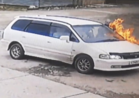 Автомобиль с ребенком внутри вспыхнул в Дальнереченске