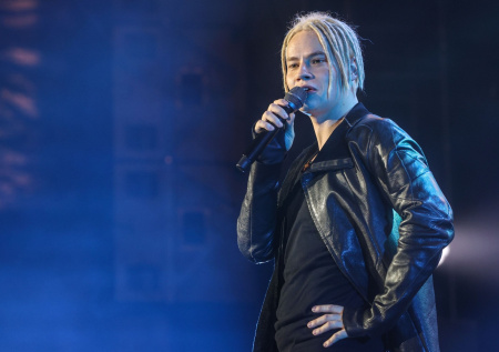 SHAMAN признался, стыдно ли ему за решение попробовать на вкус лед Байкала