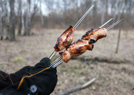Терапевт предупредил о смертельной опасности шашлыков
