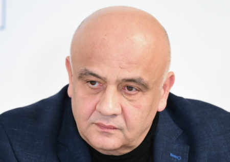 Экс-депутат Рады назвал категорию украинцев, которая выгодна Европе