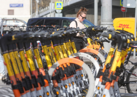 Социолог ответил, нужно ли запрещать электросамокаты