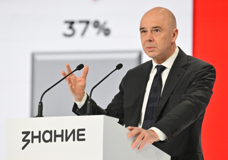 «Как ими распорядиться?»: Силуанов раскритиковал «подушечные» сбережения