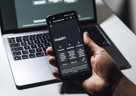 OpenAI обвинили в сокрытии планов школьного стрелка