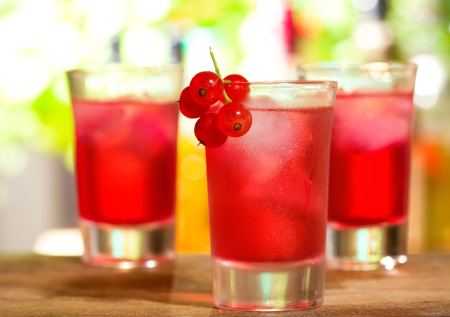 Россиянам объяснили, чем опасно бесконтрольное употребление разных напитков