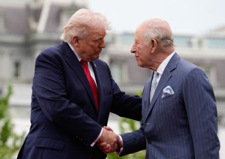 Трамп, пора на выход! Карл III пристыдил президента США в Конгрессе