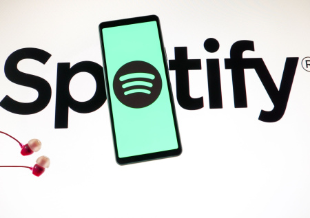 В популярном музыкальном сервисе произошел масштабный сбой по всему миру