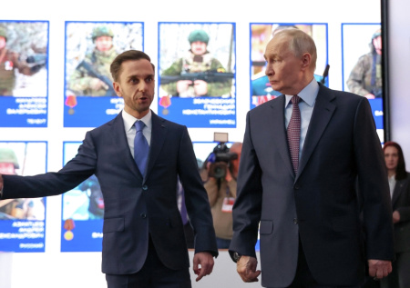 Путин посетил выставку «Герои спецоперации» в московском «Манеже»