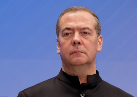 Медведев сравнил США при Байдене и Трампе